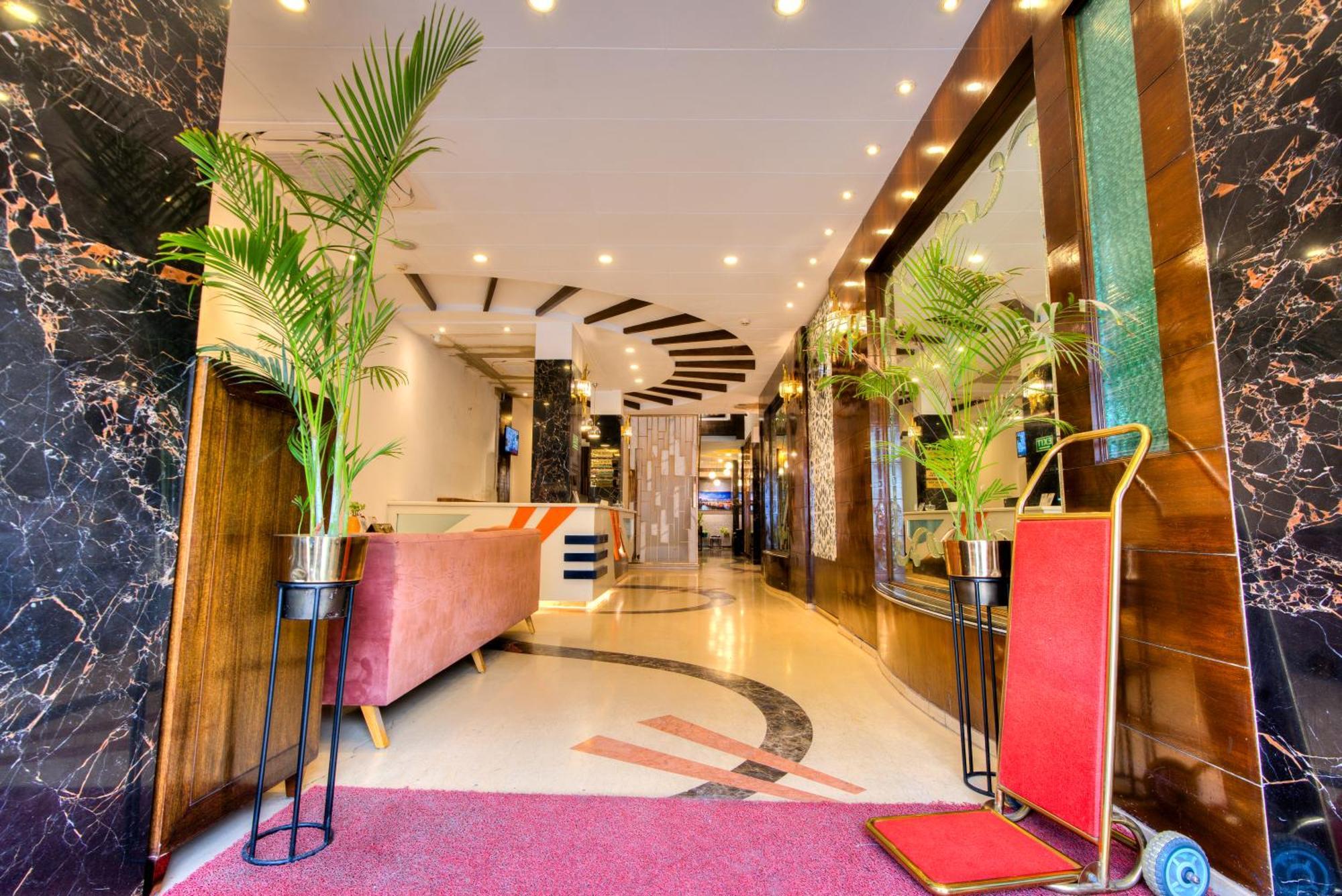 Empire Suites, Nowe Delhi Zewnętrze zdjęcie