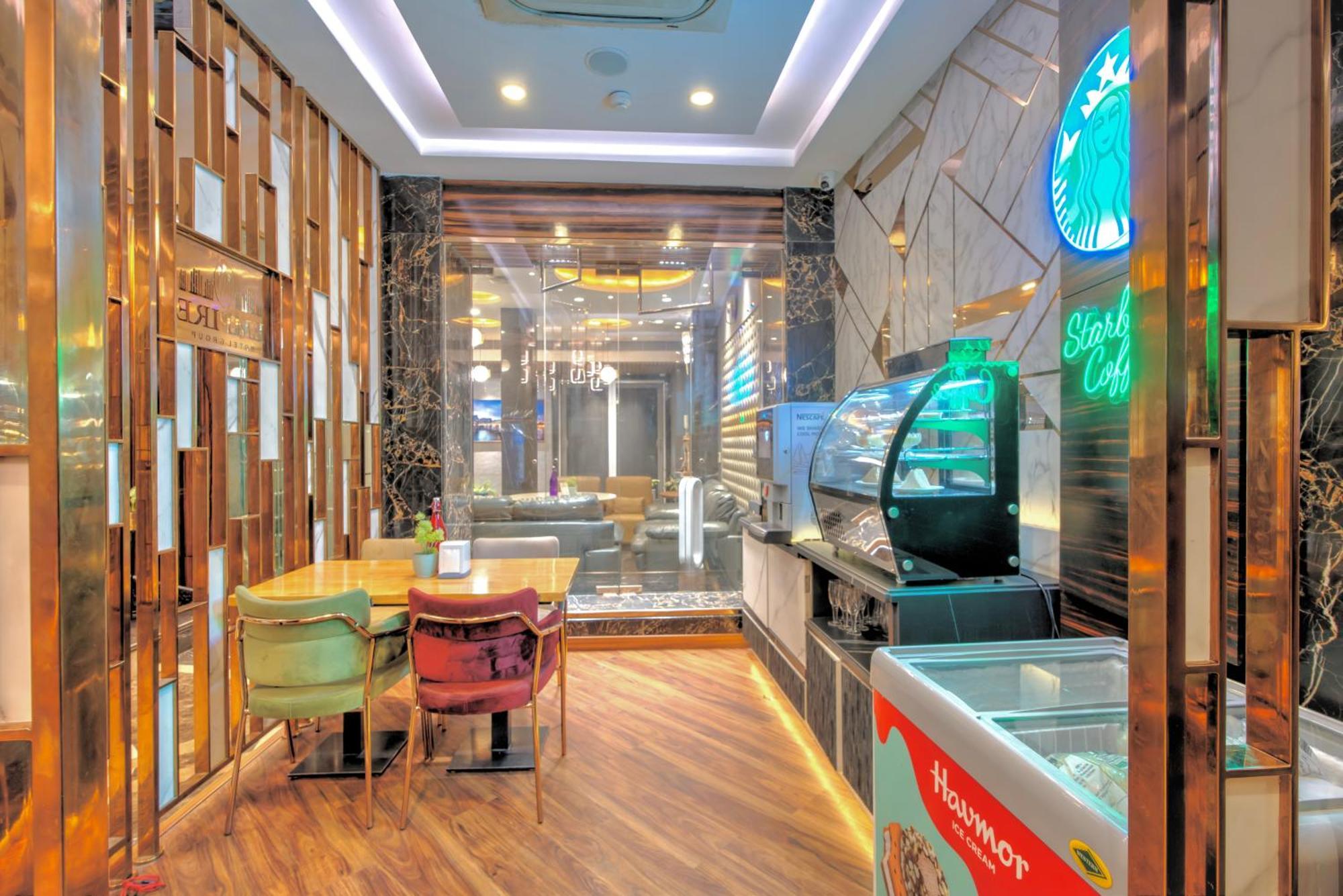 Empire Suites, Nowe Delhi Zewnętrze zdjęcie