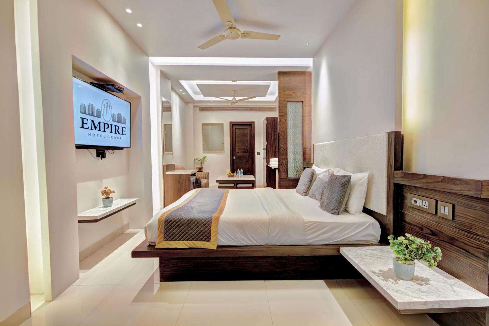 Empire Suites, Nowe Delhi Zewnętrze zdjęcie