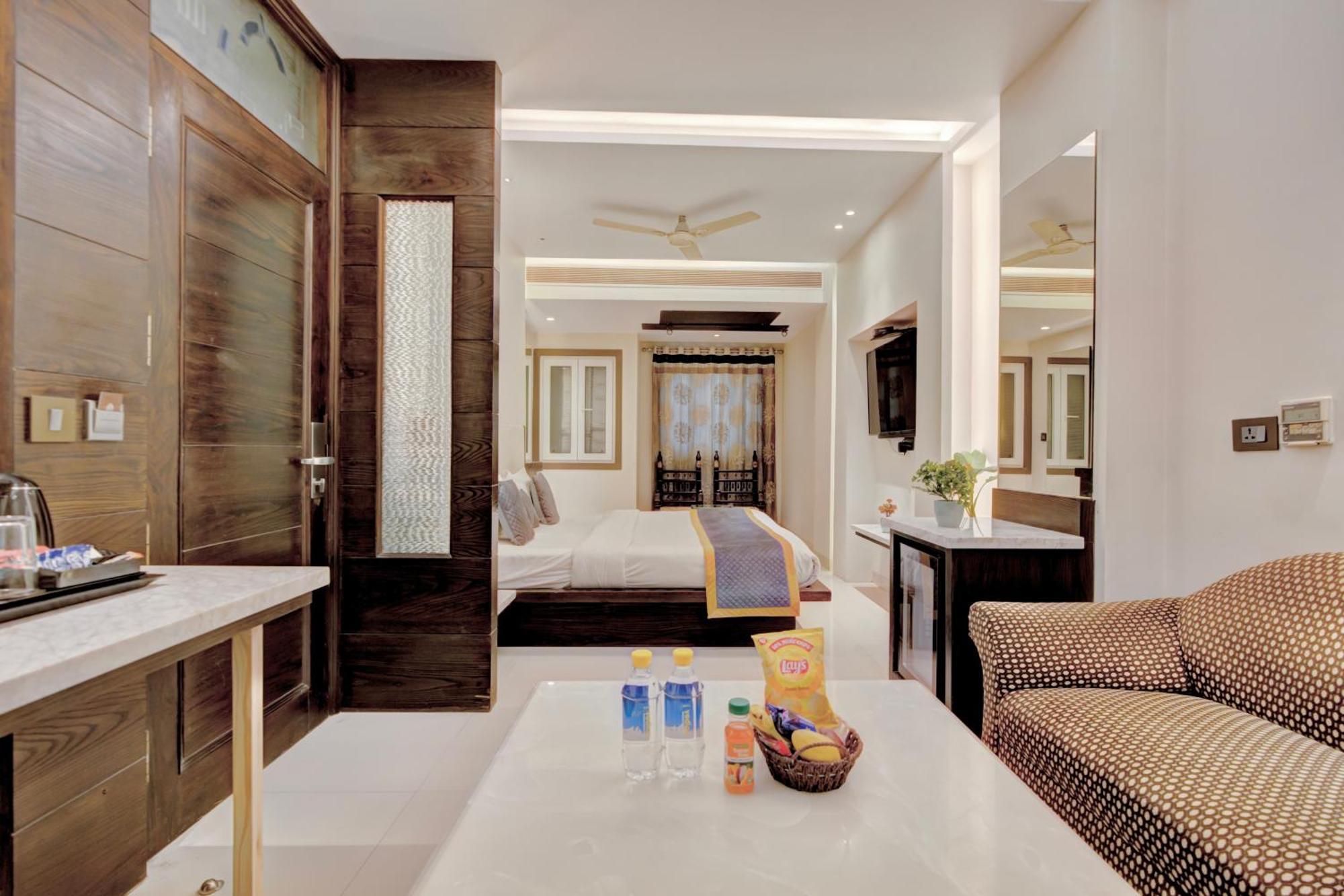 Empire Suites, Nowe Delhi Zewnętrze zdjęcie